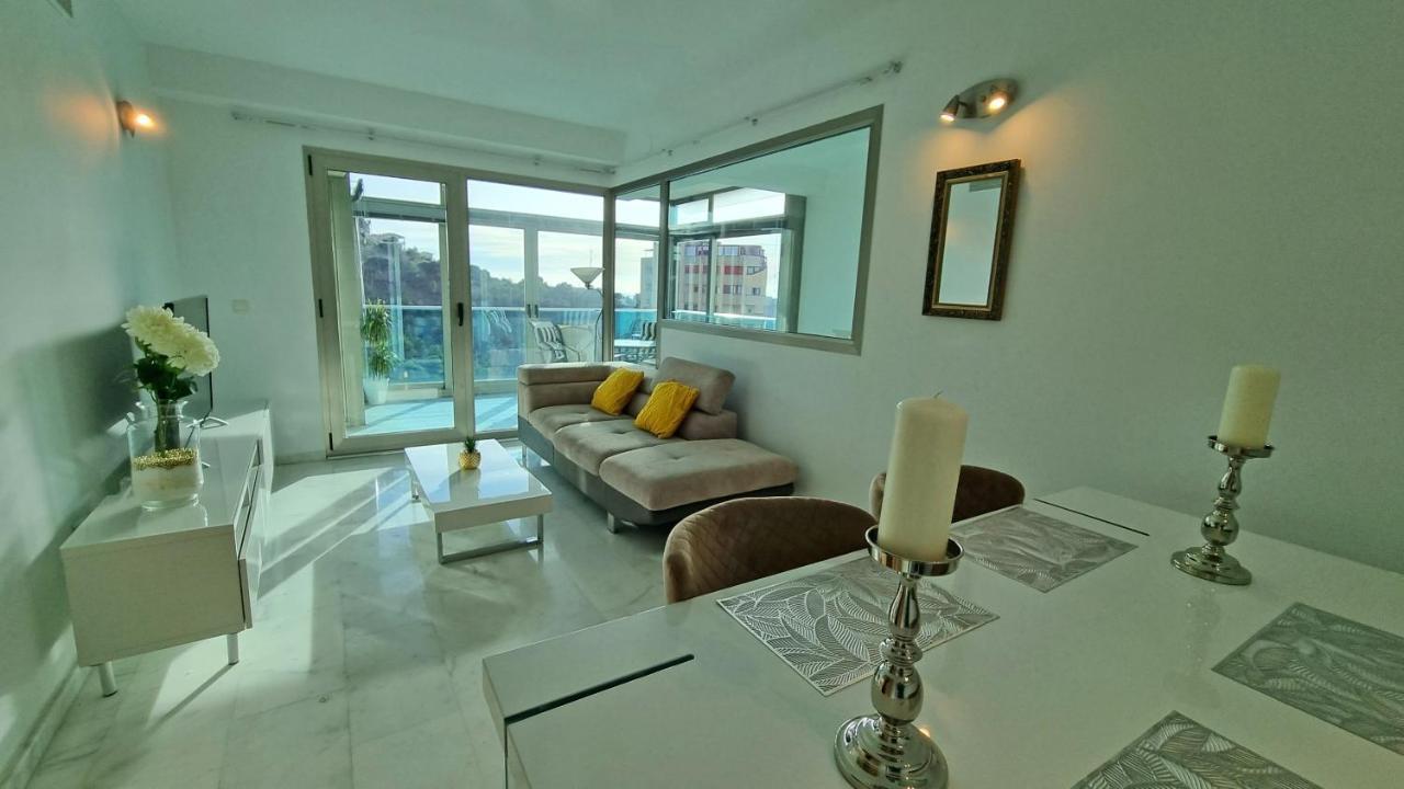 Skyline 14 Large And Sunny All-Day Balcony With Stunning Sea Views Benidorm Extérieur photo